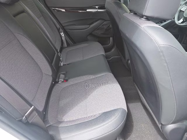 2022 Clear White/Black Roof Kia Seltos S AWD SUV
