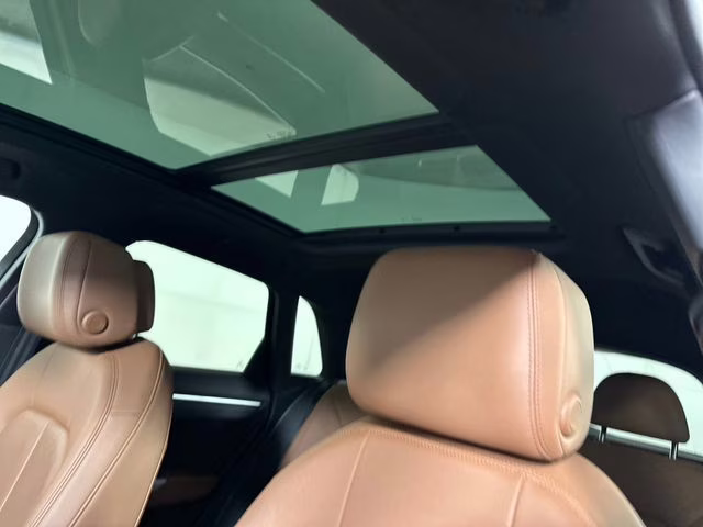 2020 Ibis White Audi Q3 Premium SUV