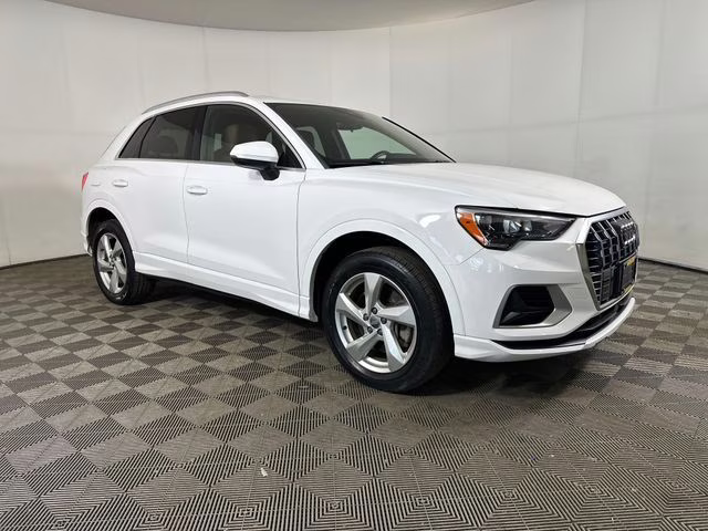 2020 Ibis White Audi Q3 Premium SUV