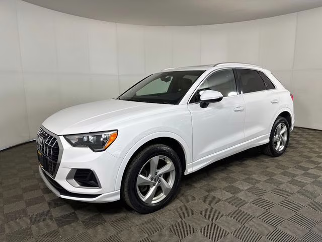2020 Ibis White Audi Q3 Premium SUV