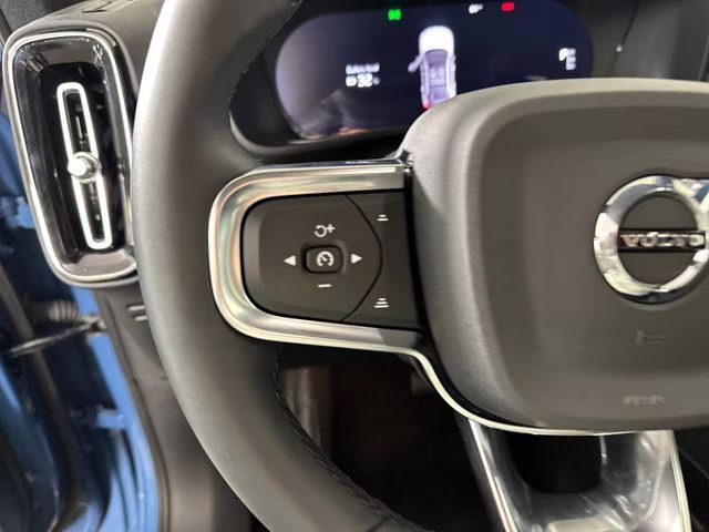 2023 Fjord Blue Metallic Volvo C40 Recharge Pure Electric Ultimate AWD SUV