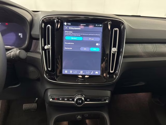 2023 Fjord Blue Metallic Volvo C40 Recharge Pure Electric Ultimate AWD SUV