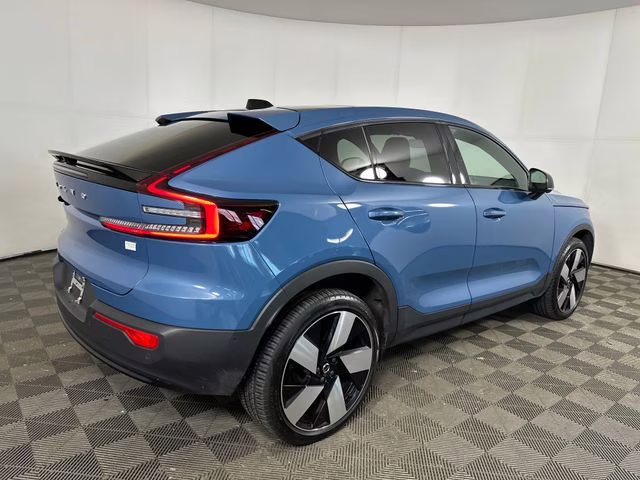 2023 Fjord Blue Metallic Volvo C40 Recharge Pure Electric Ultimate AWD SUV