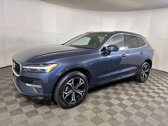 2022 Denim Blue Metallic Volvo XC60 B5 Momentum AWD SUV