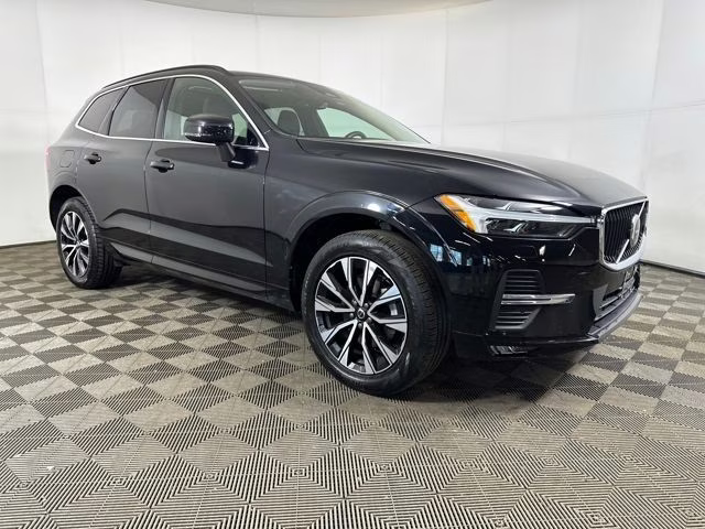 2023 Onyx Black Metallic Volvo XC60 B5 Core AWD SUV