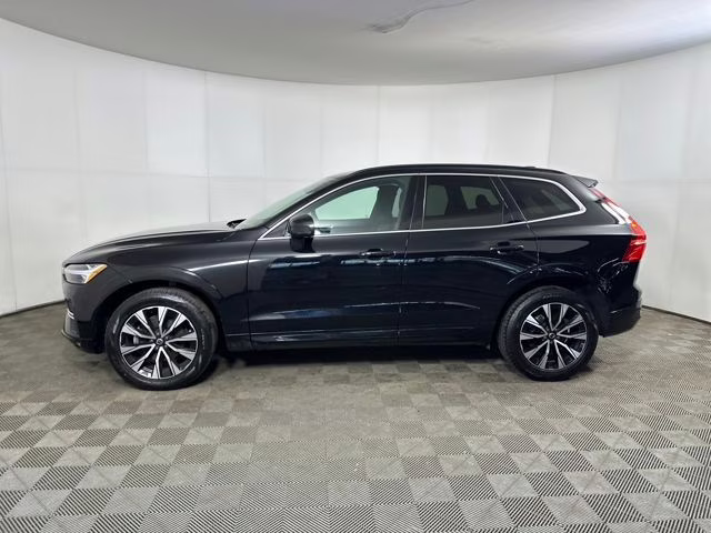 2023 Onyx Black Metallic Volvo XC60 B5 Core AWD SUV