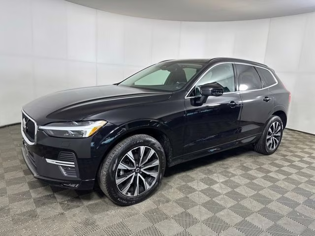 2023 Onyx Black Metallic Volvo XC60 B5 Core AWD SUV