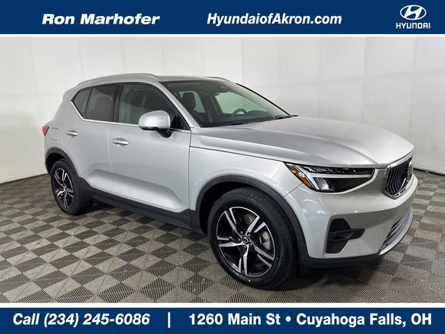 2023 Silver Volvo XC40 B5 Plus Bright Theme AWD SUV