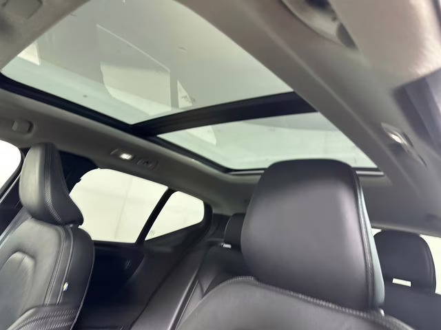 2023 Silver Volvo XC40 B5 Plus Bright Theme AWD SUV