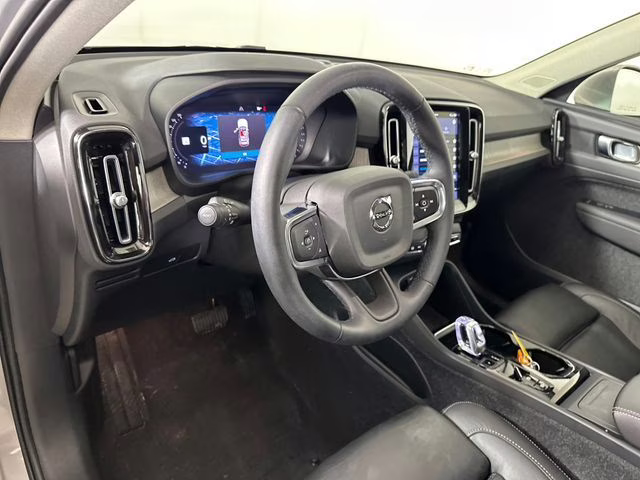 2023 Silver Volvo XC40 B5 Plus Bright Theme AWD SUV