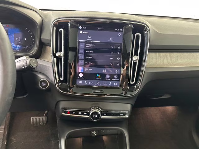 2023 Silver Volvo XC40 B5 Plus Bright Theme AWD SUV