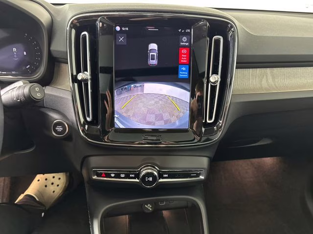 2023 Silver Volvo XC40 B5 Plus Bright Theme AWD SUV
