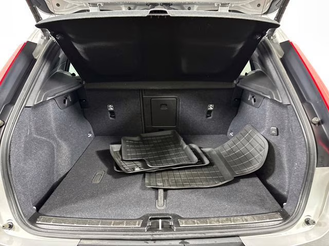 2023 Silver Volvo XC40 B5 Plus Bright Theme AWD SUV