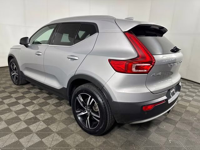 2023 Silver Volvo XC40 B5 Plus Bright Theme AWD SUV