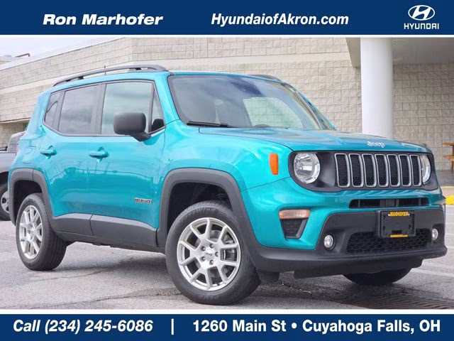 2022 Bikini Metallic Clearcoat Jeep Renegade Latitude 4X4 SUV