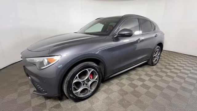 2022 Vesuvio Gray Metallic Alfa Romeo Stelvio Sprint AWD SUV