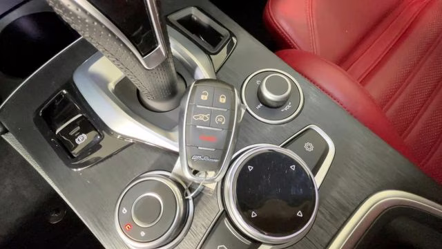 2022 Vesuvio Gray Metallic Alfa Romeo Stelvio Sprint AWD SUV