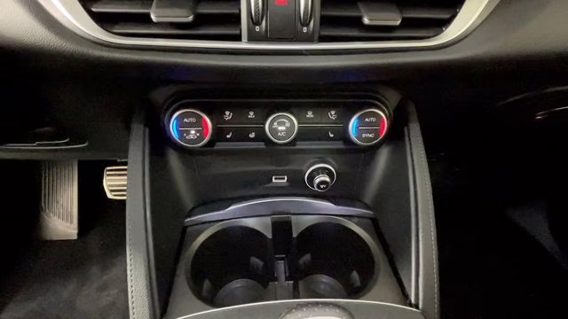 2022 Vesuvio Gray Metallic Alfa Romeo Stelvio Sprint AWD SUV