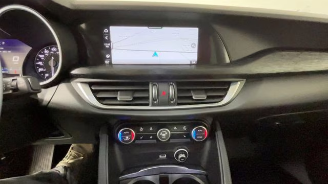 2022 Vesuvio Gray Metallic Alfa Romeo Stelvio Sprint AWD SUV