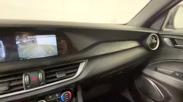 2022 Vesuvio Gray Metallic Alfa Romeo Stelvio Sprint AWD SUV