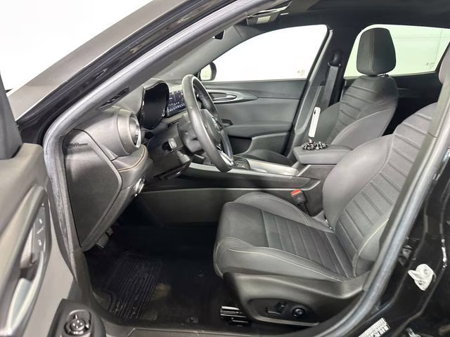 2024 Alfa Black Alfa Romeo Tonale Ti AWD SUV