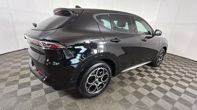 2024 Alfa Black Alfa Romeo Tonale Ti AWD SUV