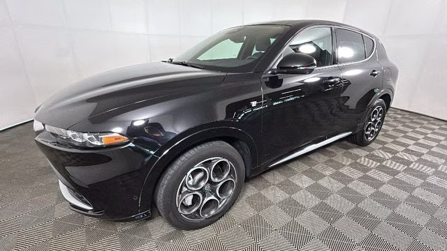 2024 Alfa Black Alfa Romeo Tonale Ti AWD SUV