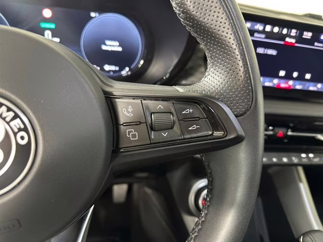 2024 Alfa Black Alfa Romeo Tonale Ti AWD SUV