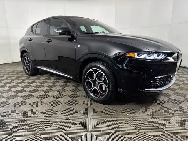 2024 Alfa Black Alfa Romeo Tonale Ti AWD SUV