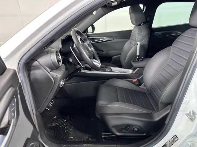 2024 Alfa White Alfa Romeo Tonale Ti AWD SUV