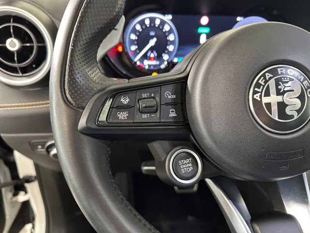 2024 Alfa White Alfa Romeo Tonale Ti AWD SUV
