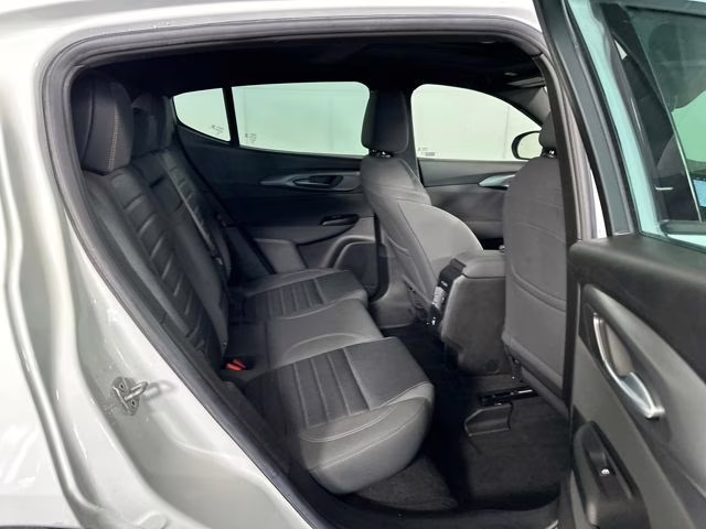 2024 Alfa White Alfa Romeo Tonale Ti AWD SUV