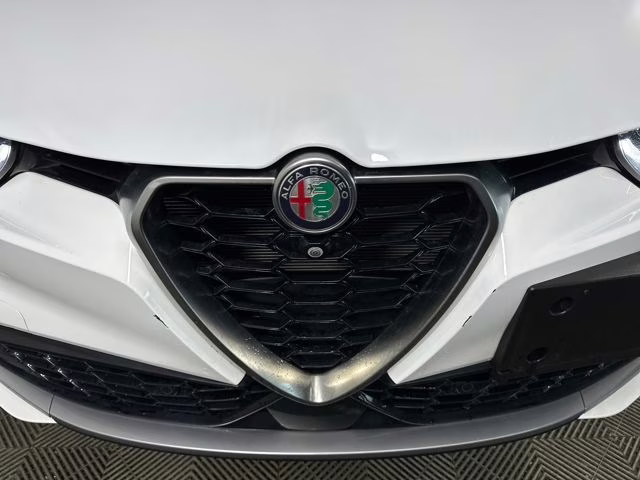 2024 Alfa White Alfa Romeo Tonale Ti AWD SUV