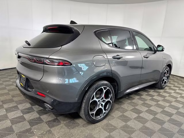 2024 Grigio Ascari Metallic Alfa Romeo Tonale Veloce AWD SUV