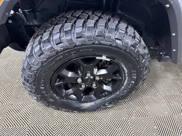2022 Bright White Clearcoat Jeep Wrangler Willys 4X4 SUV