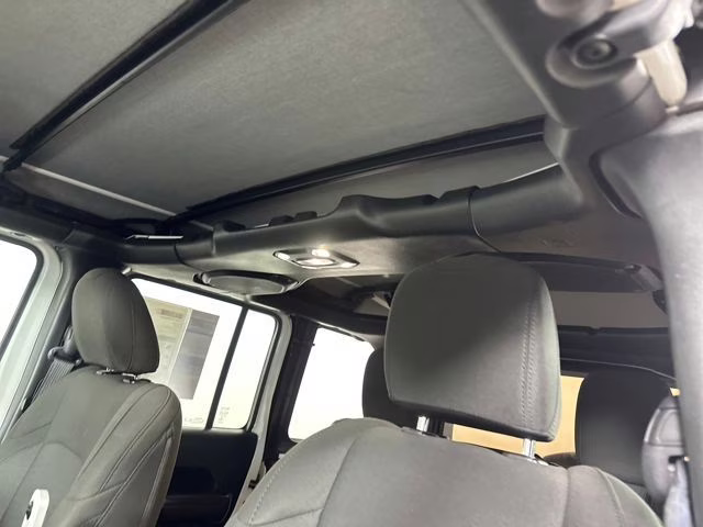 2020 Bright White Clearcoat Jeep Wrangler Unlimited Sport 4X4 SUV