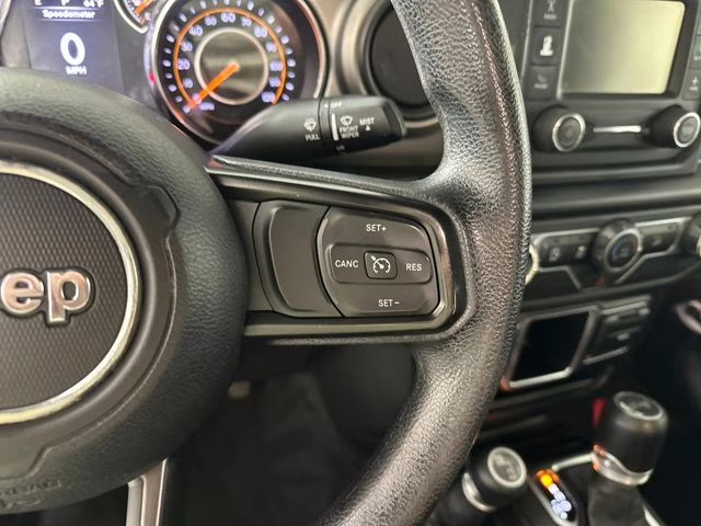 2020 Bright White Clearcoat Jeep Wrangler Unlimited Sport 4X4 SUV