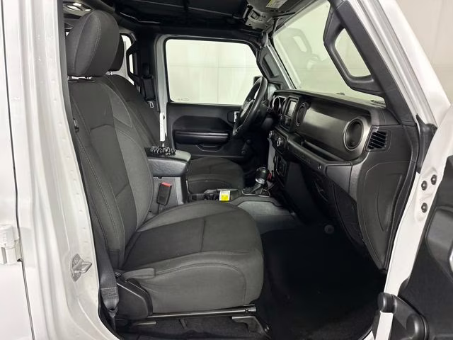 2020 Bright White Clearcoat Jeep Wrangler Unlimited Sport 4X4 SUV