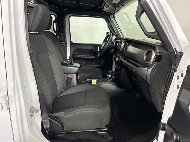 2020 Bright White Clearcoat Jeep Wrangler Unlimited Sport 4X4 SUV