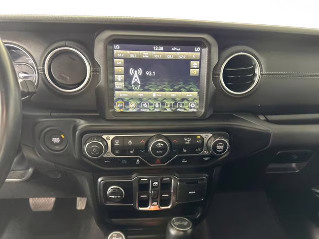 2023 Silver Zynith Clearcoat Jeep Wrangler Sahara 4xe 4X4 SUV