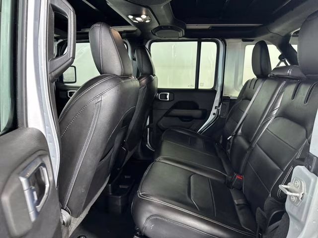 2023 Silver Zynith Clearcoat Jeep Wrangler Sahara 4xe 4X4 SUV