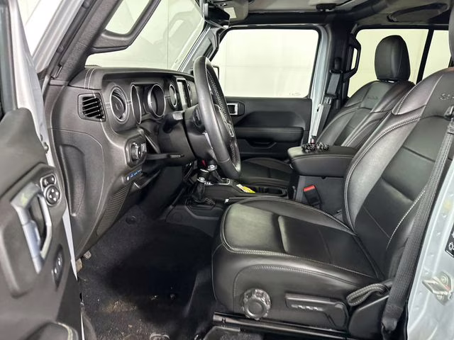 2023 Silver Zynith Clearcoat Jeep Wrangler Sahara 4xe 4X4 SUV