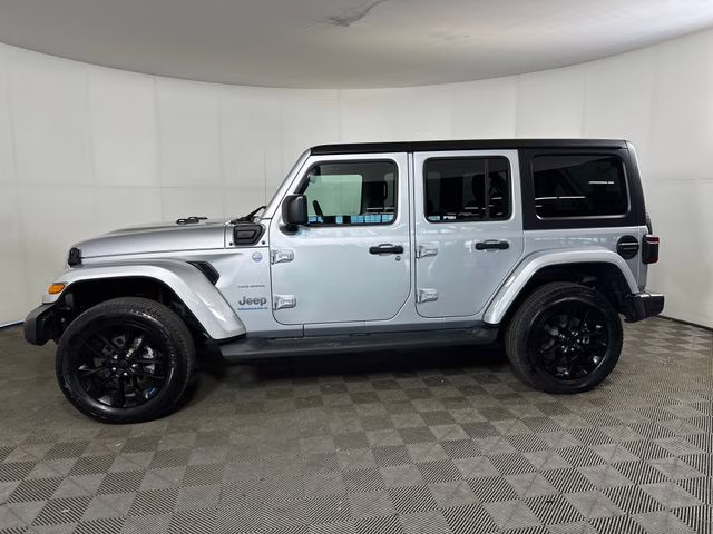 2023 Silver Zynith Clearcoat Jeep Wrangler Sahara 4xe 4X4 SUV