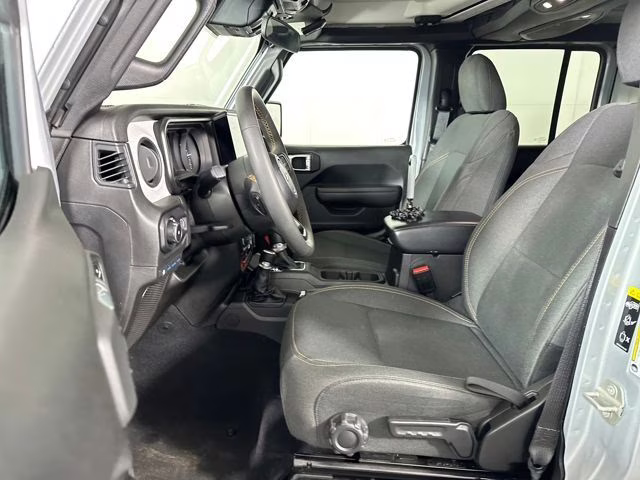 2024 Silver Zynith Clearcoat Jeep Wrangler Willys 4xe 4X4 SUV