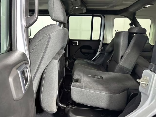 2024 Silver Zynith Clearcoat Jeep Wrangler Willys 4xe 4X4 SUV