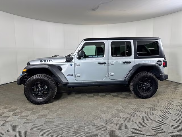 2024 Silver Zynith Clearcoat Jeep Wrangler Willys 4xe 4X4 SUV