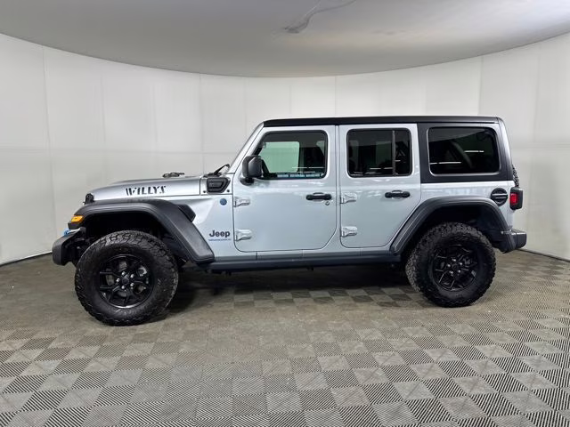 2024 Silver Zynith Clearcoat Jeep Wrangler Willys 4xe 4X4 SUV