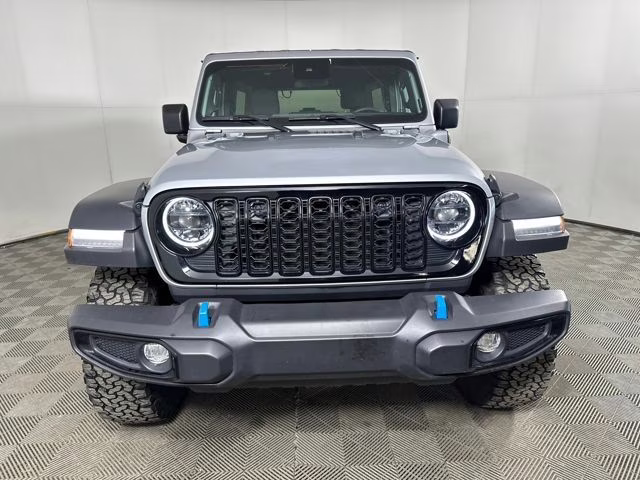2024 Silver Zynith Clearcoat Jeep Wrangler Willys 4xe 4X4 SUV