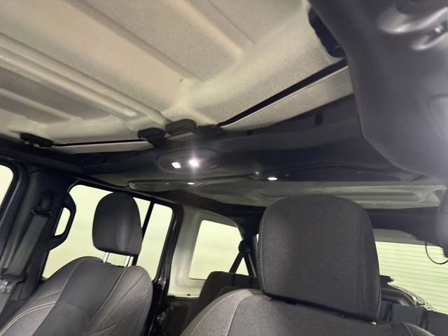 2024 Granite Crystal Metallic Clearcoat Jeep Wrangler Willys 4xe 4X4 SUV