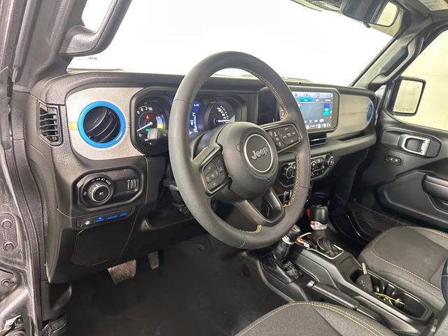 2024 Granite Crystal Metallic Clearcoat Jeep Wrangler Willys 4xe 4X4 SUV